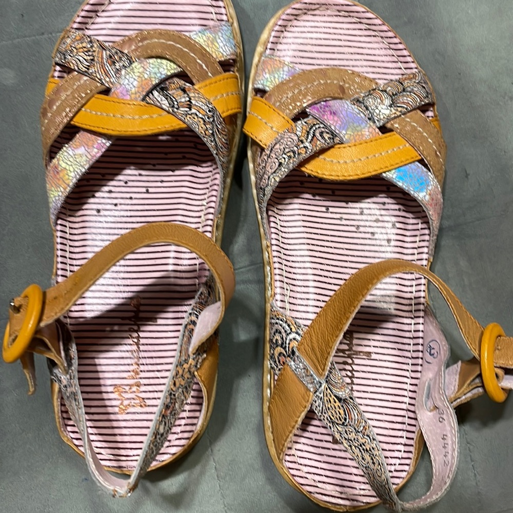 💯 leather Maciejka women's Sandals · Maciejka